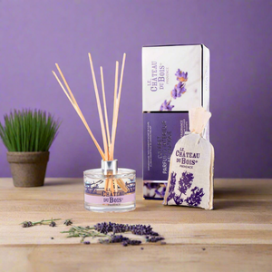 Coffret parfum d'intérieur aromatique à la Lavande Fine de Provence - diffuseur avec tiges d'osier et sachet de fleurs de lavande et lavandin
